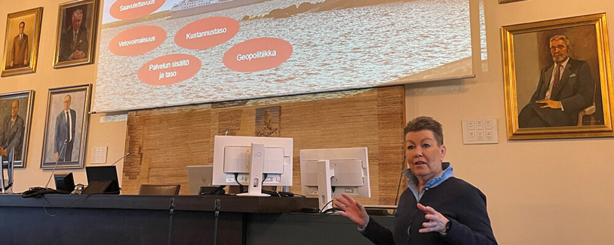 Projektipäällikkö Petra Cranston.